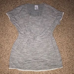 medium dress, tight at the waist